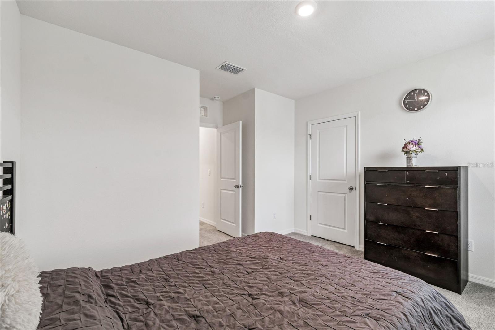 5667 CHORLEYWOOD LN