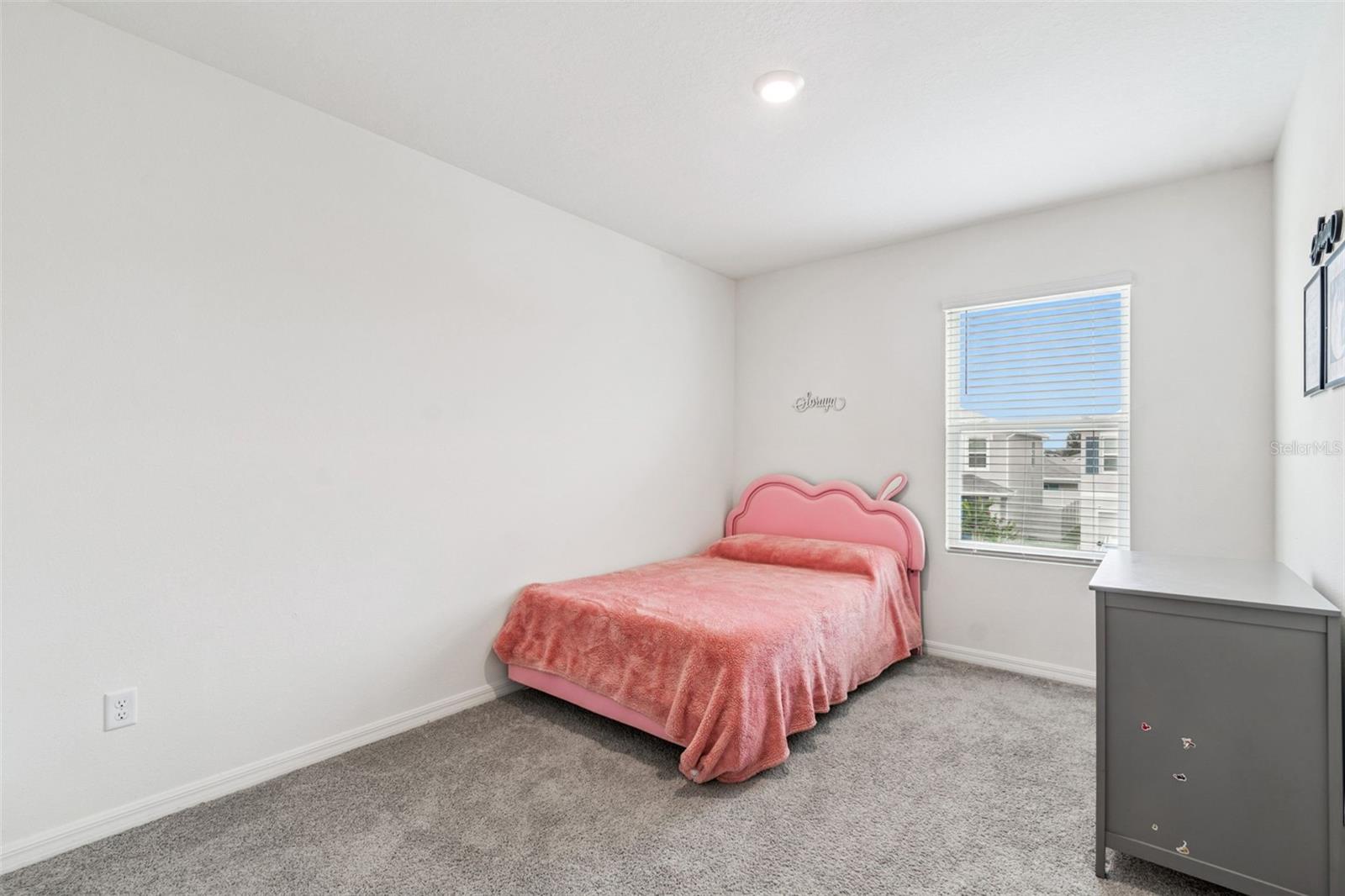 5667 CHORLEYWOOD LN