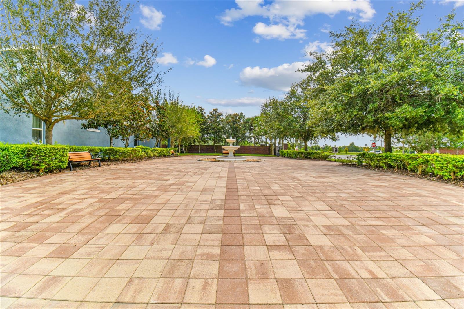 5667 CHORLEYWOOD LN