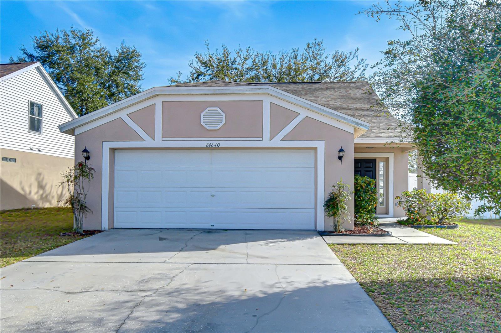 24640 Siena Dr, Lutz