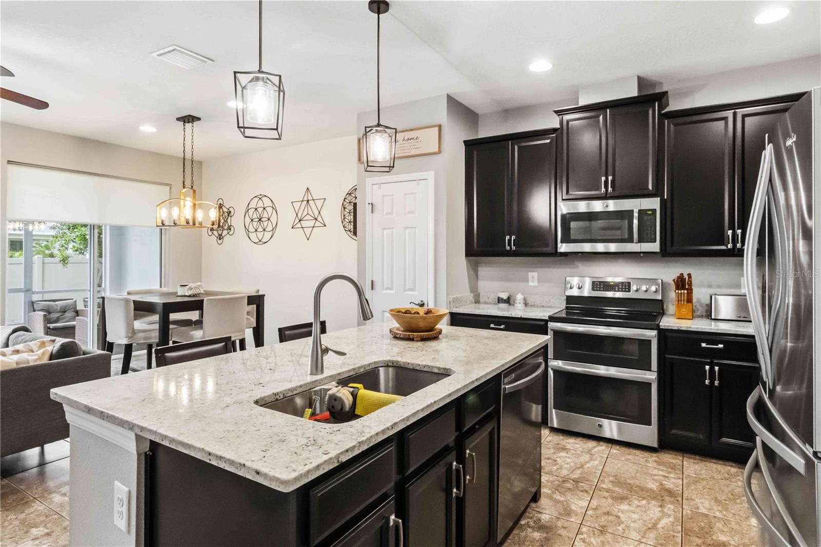 10716 AVERY PARK DR