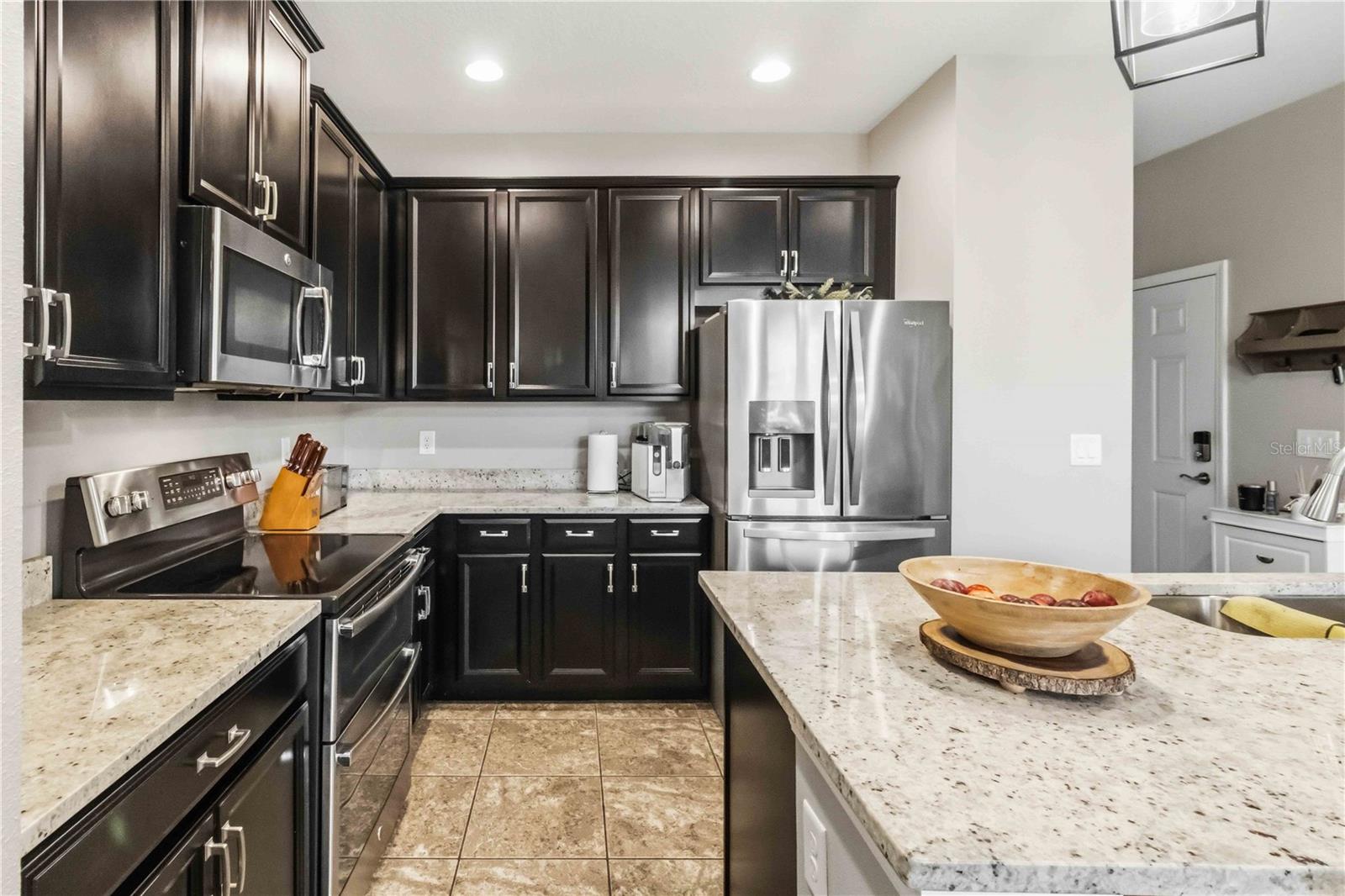 10716 AVERY PARK DR