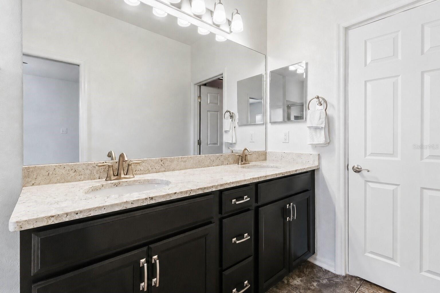 10716 AVERY PARK DR