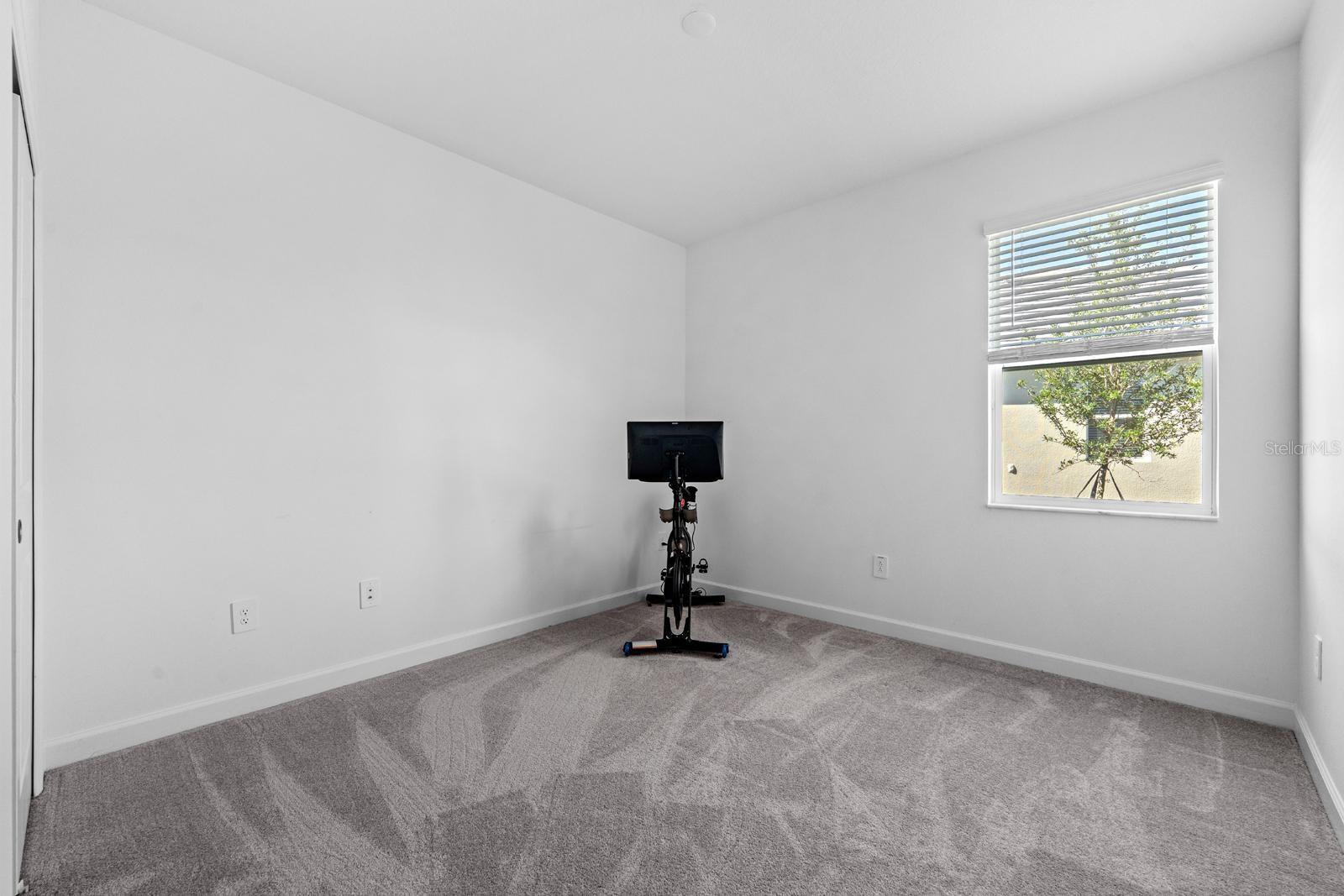 10314 BANYAN BREEZE BLVD
