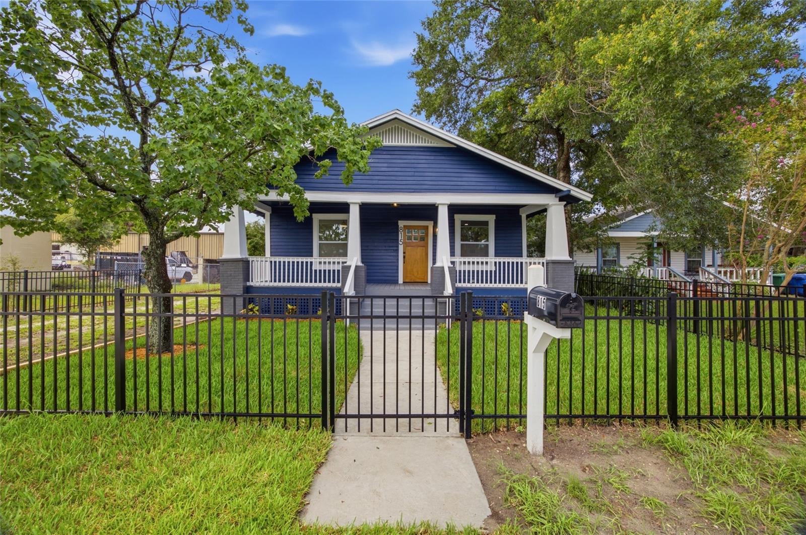 815 E Frierson Ave, Tampa