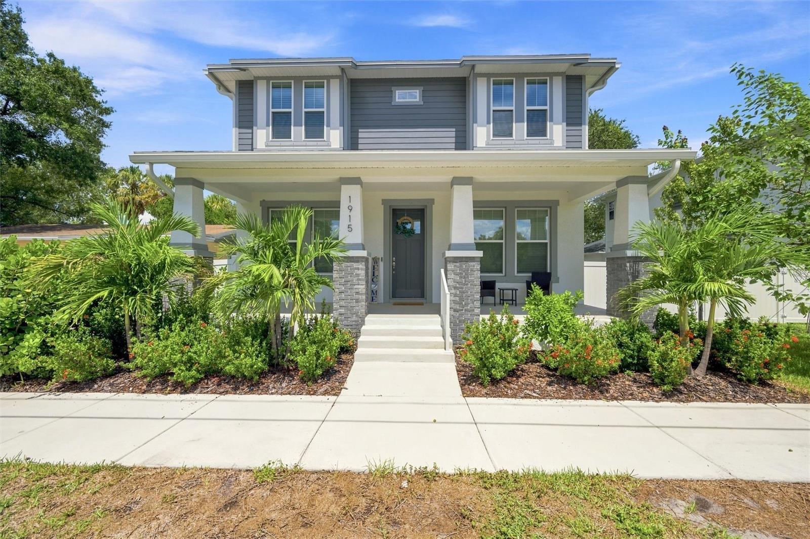 1915 W State St, Tampa