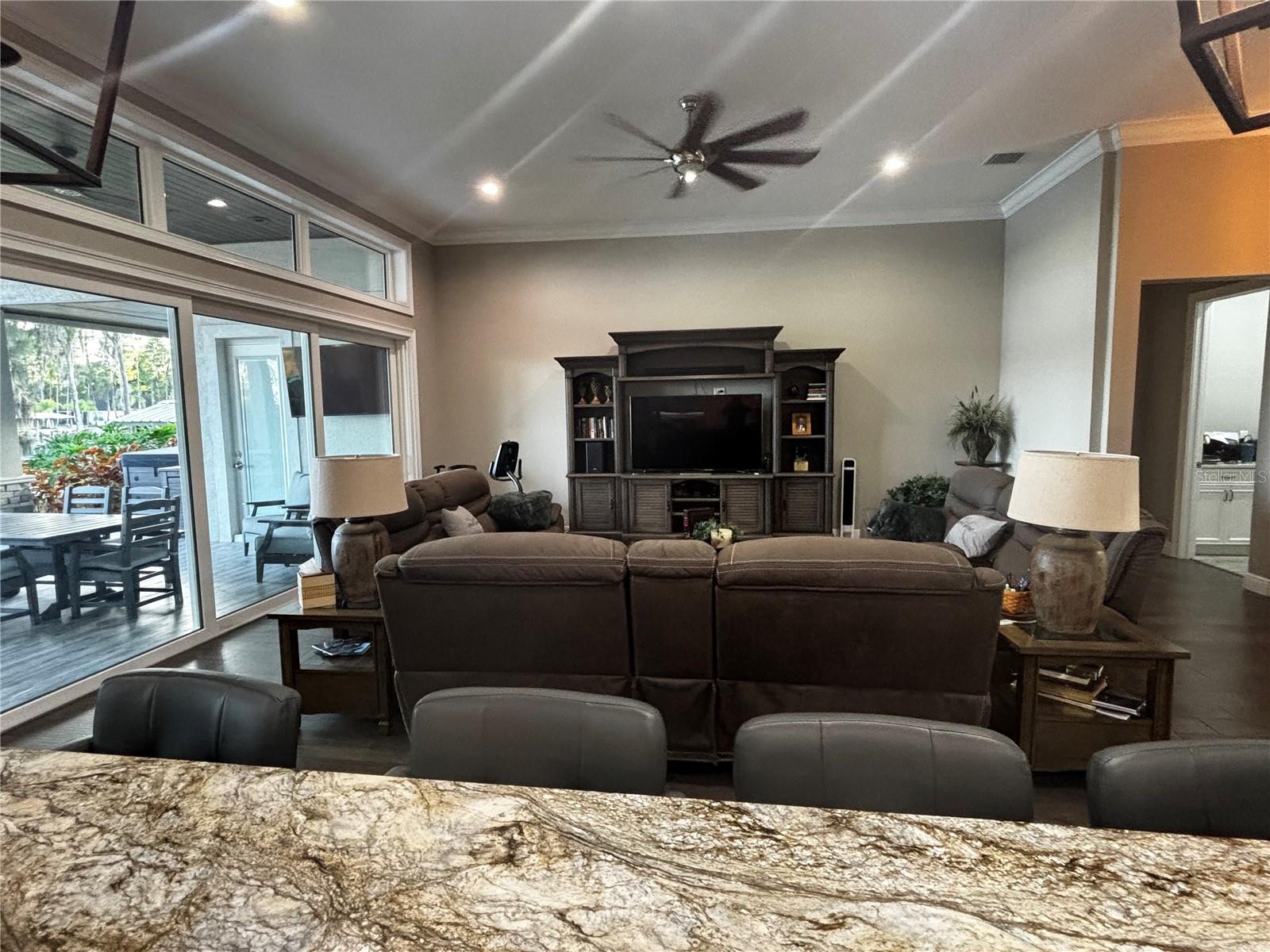 20902 RAGAN LN