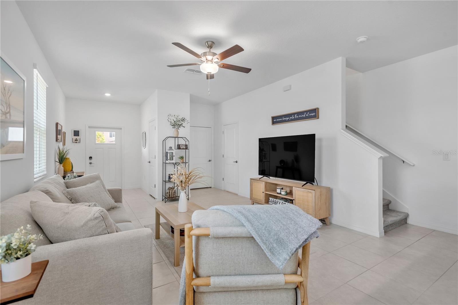 6033 ACARA LN