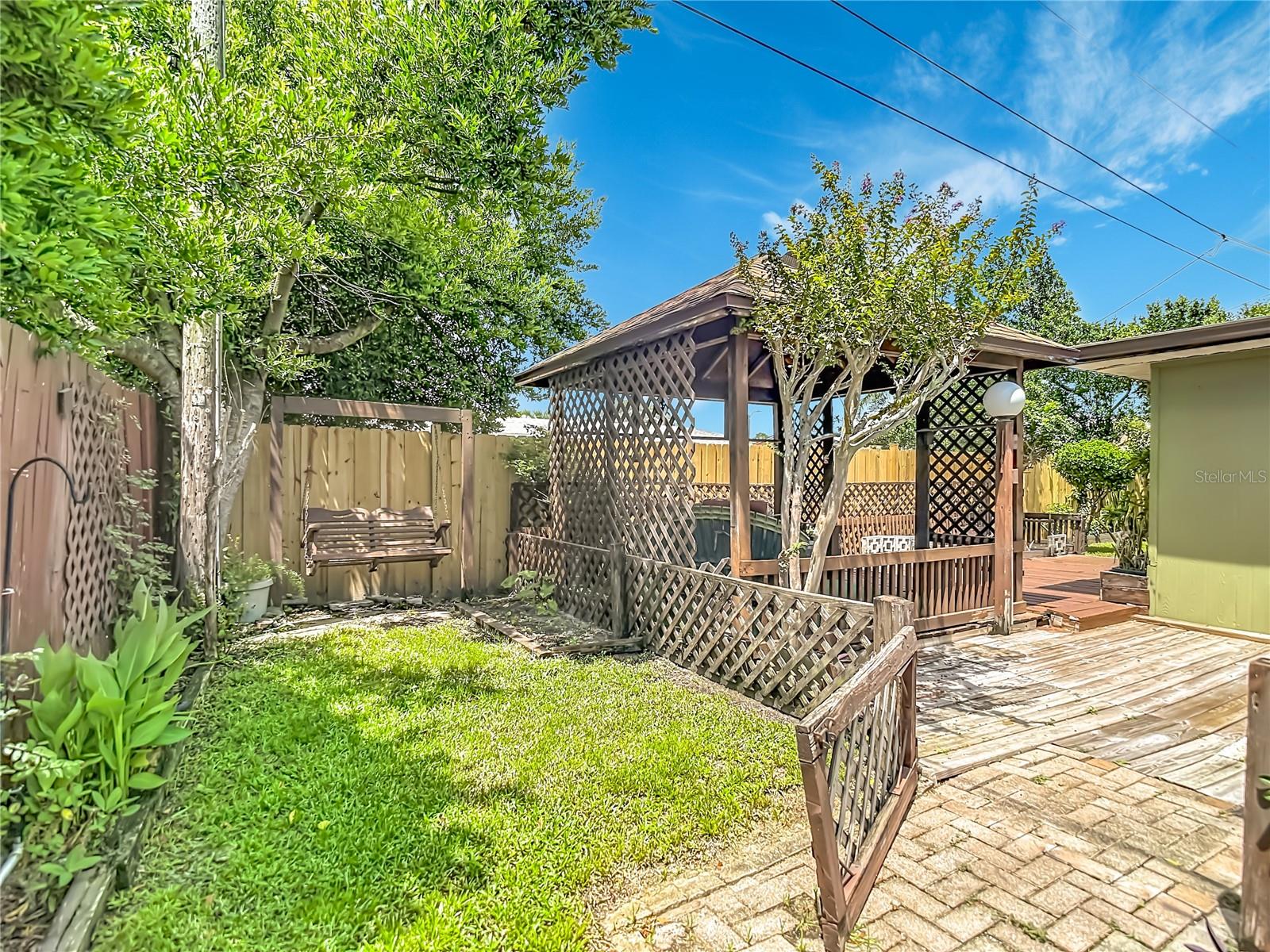 3641 WELLINGTON DR