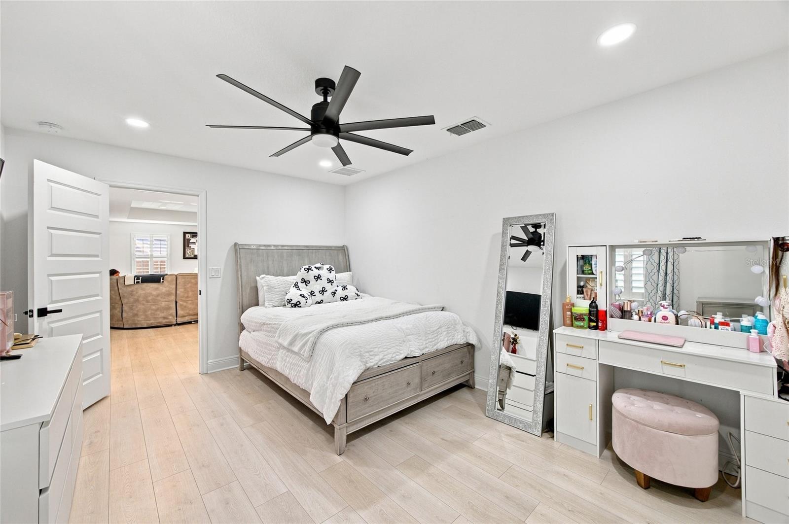 22319 WOODMEN HALL DR