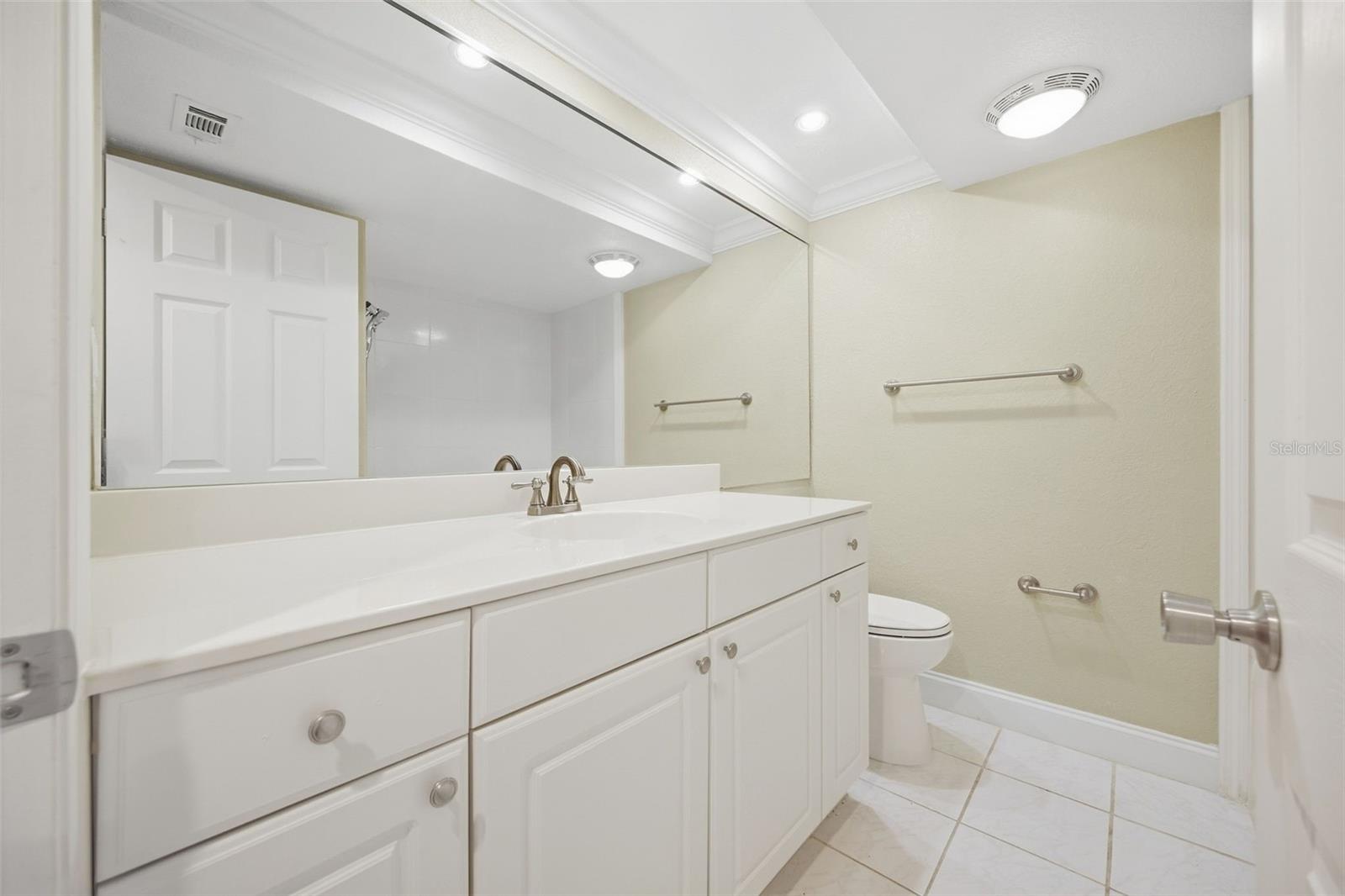 4141 BAYSHORE BLVD #604