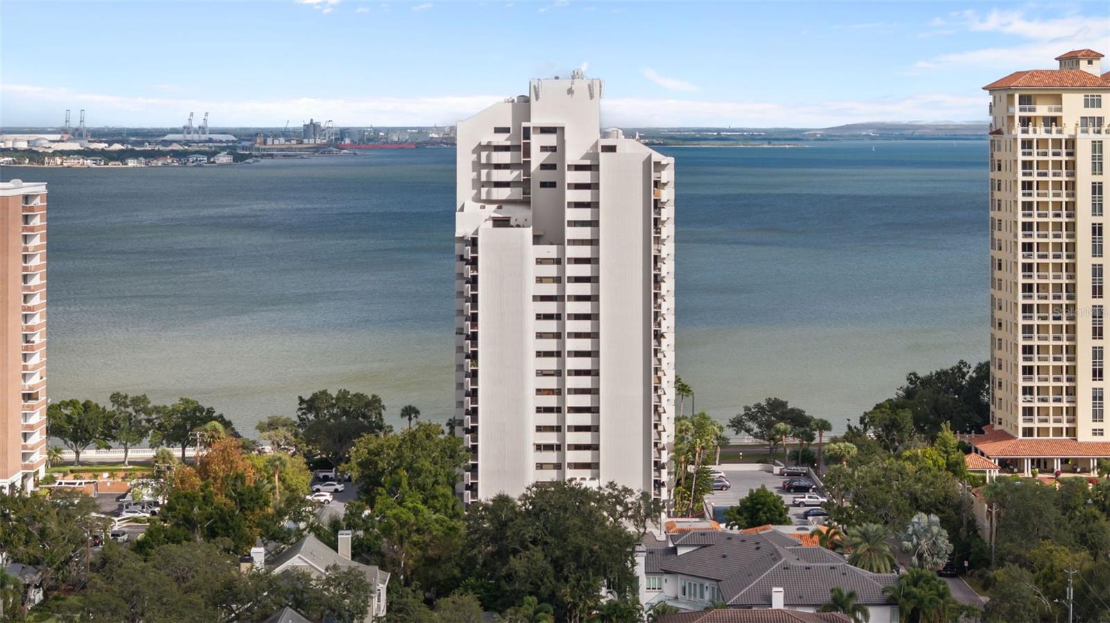 4141 BAYSHORE BLVD #604