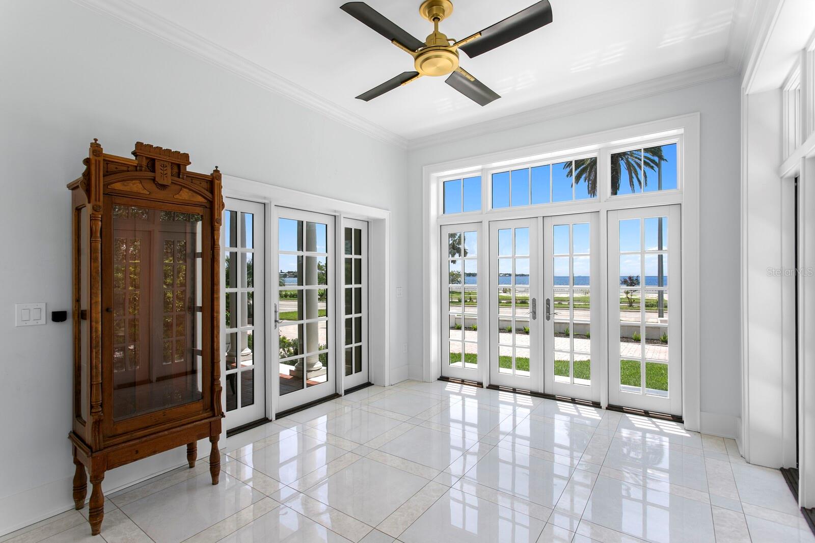 907 BAYSHORE BLVD