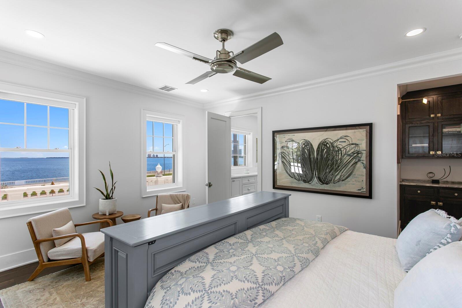 907 BAYSHORE BLVD