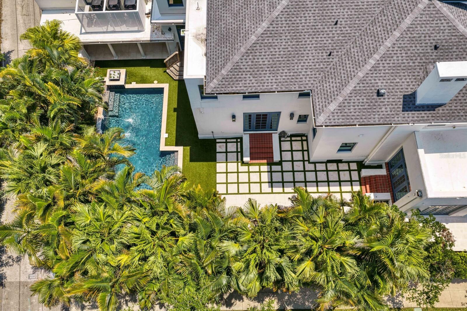 907 BAYSHORE BLVD