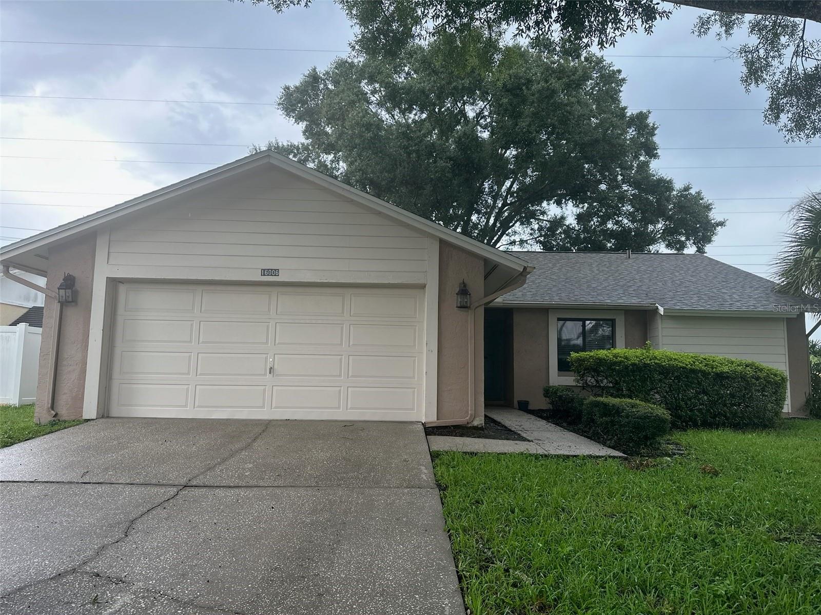 16006 Eagle River Way, Tampa
