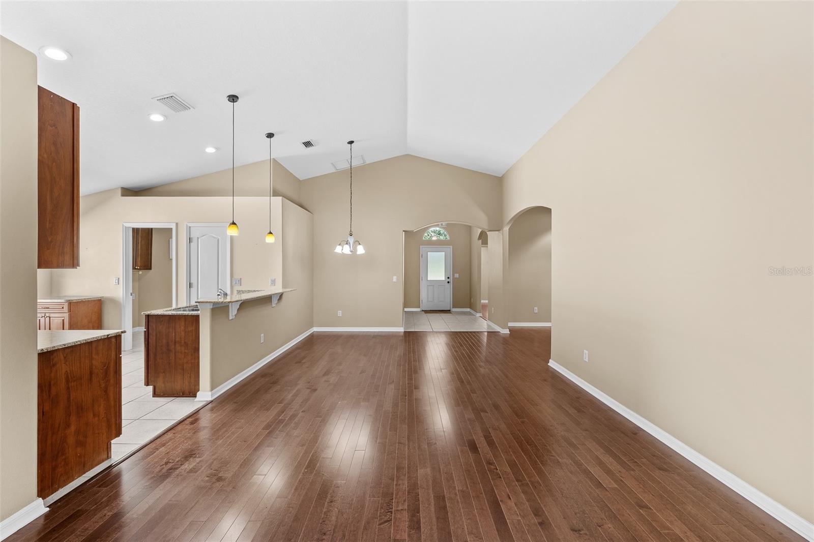 19002 NARIMORE DR