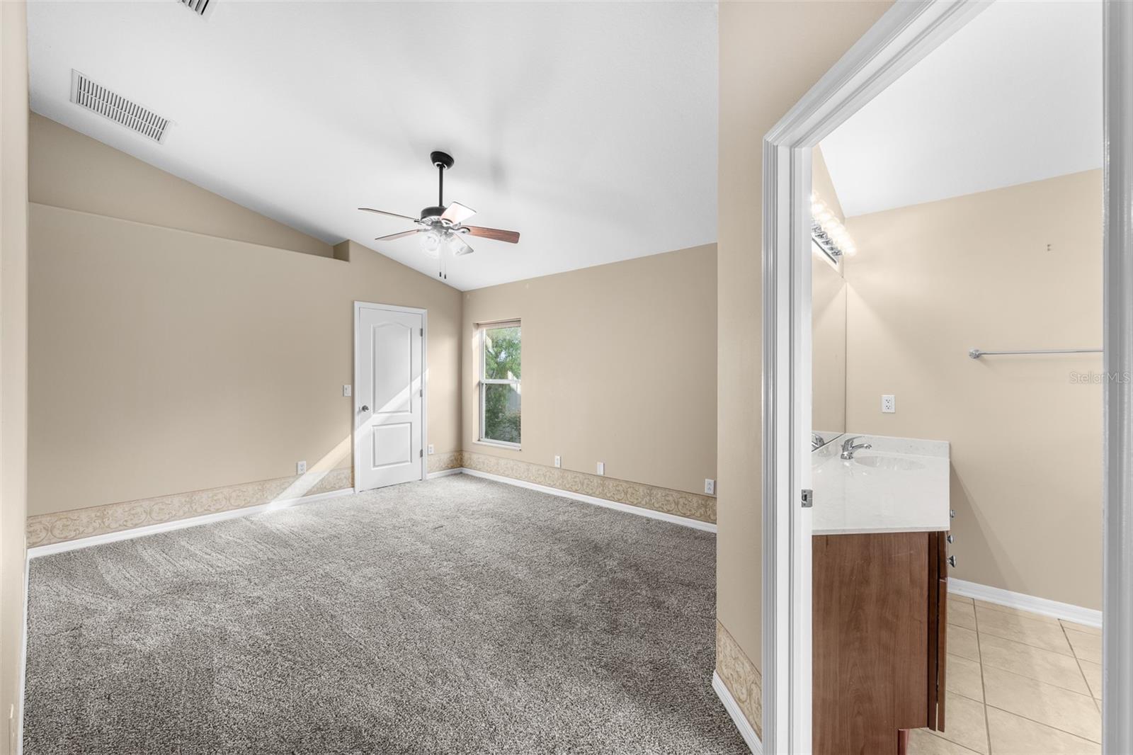 19002 NARIMORE DR