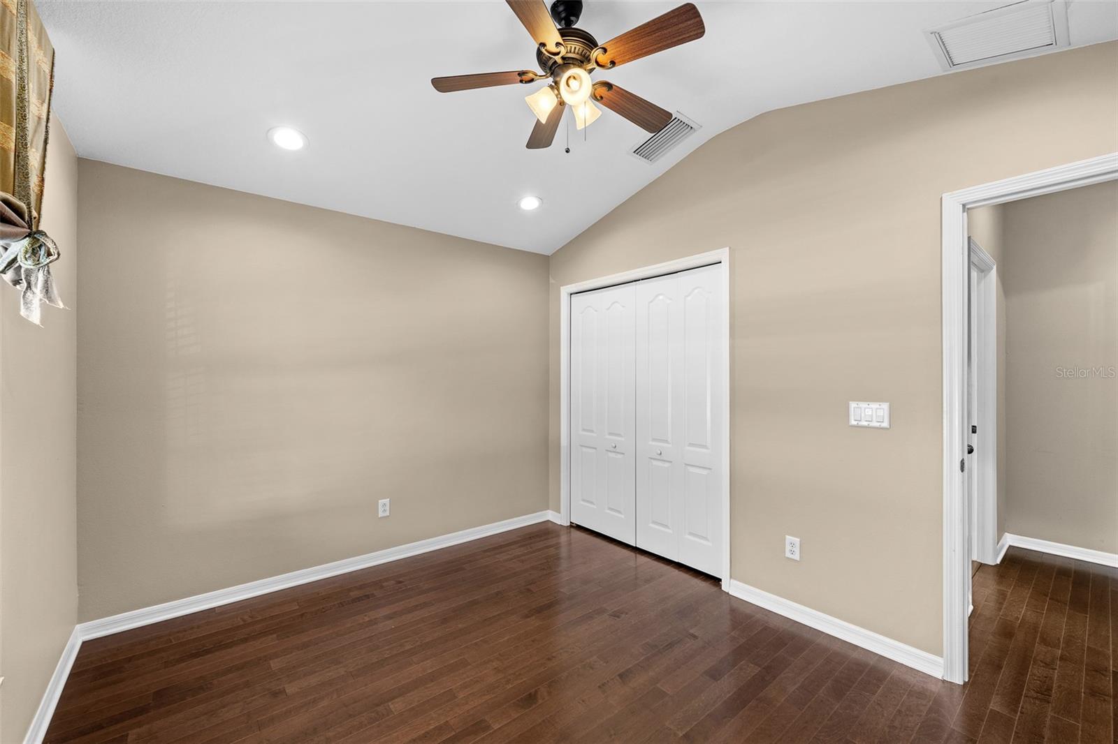 19002 NARIMORE DR