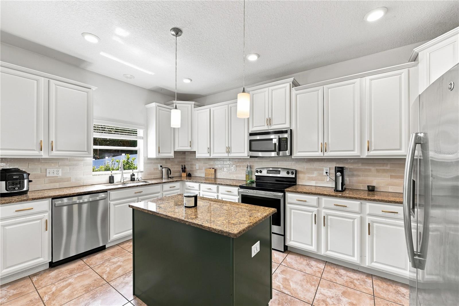 16613 MYRTLE SAND DR