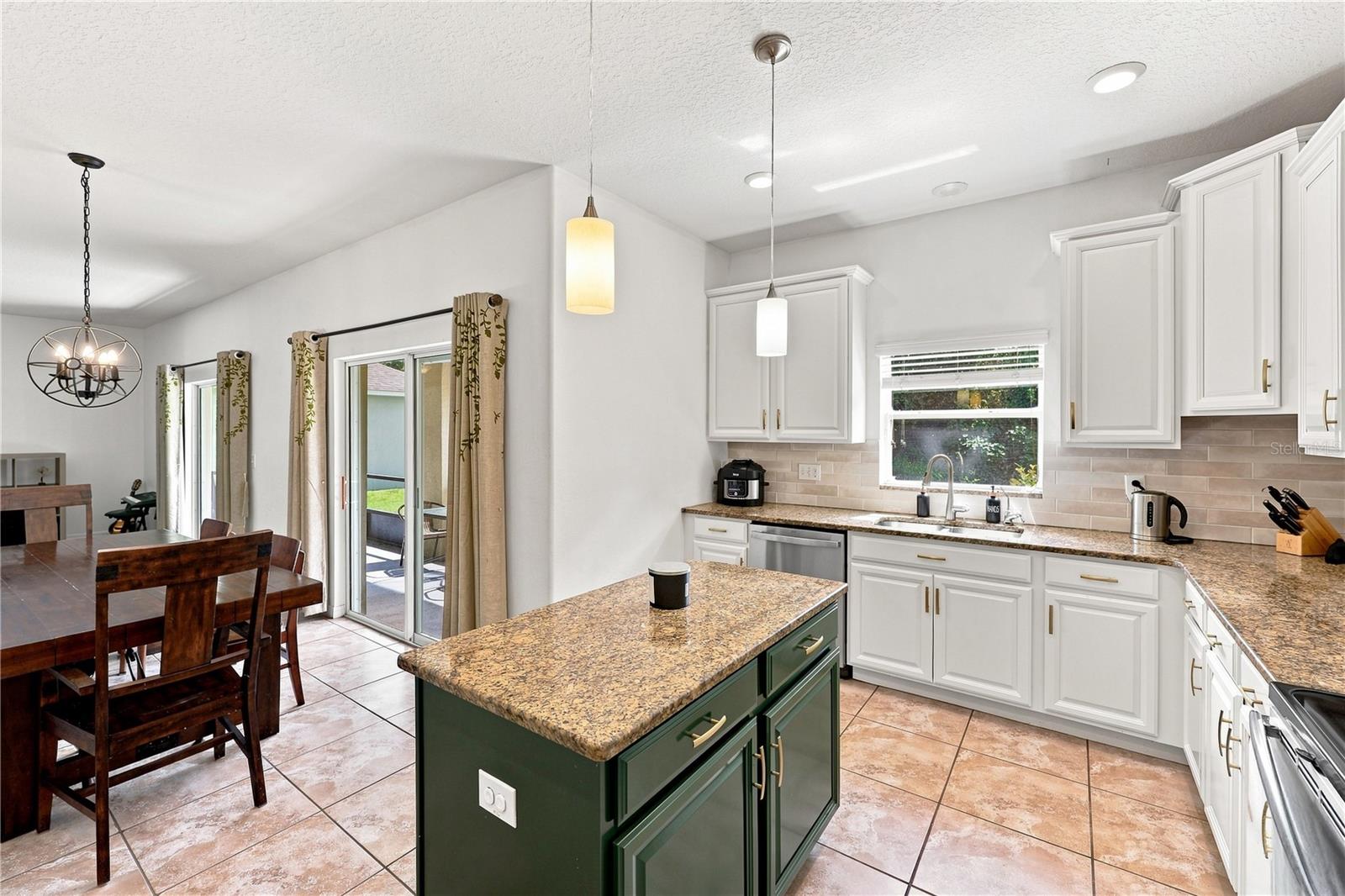 16613 MYRTLE SAND DR