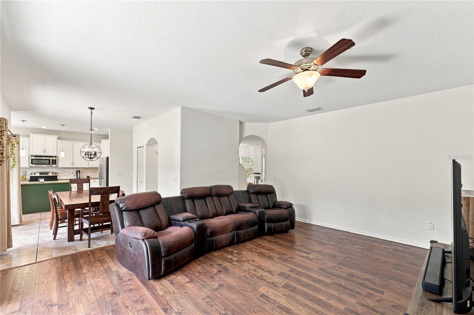 16613 MYRTLE SAND DR
