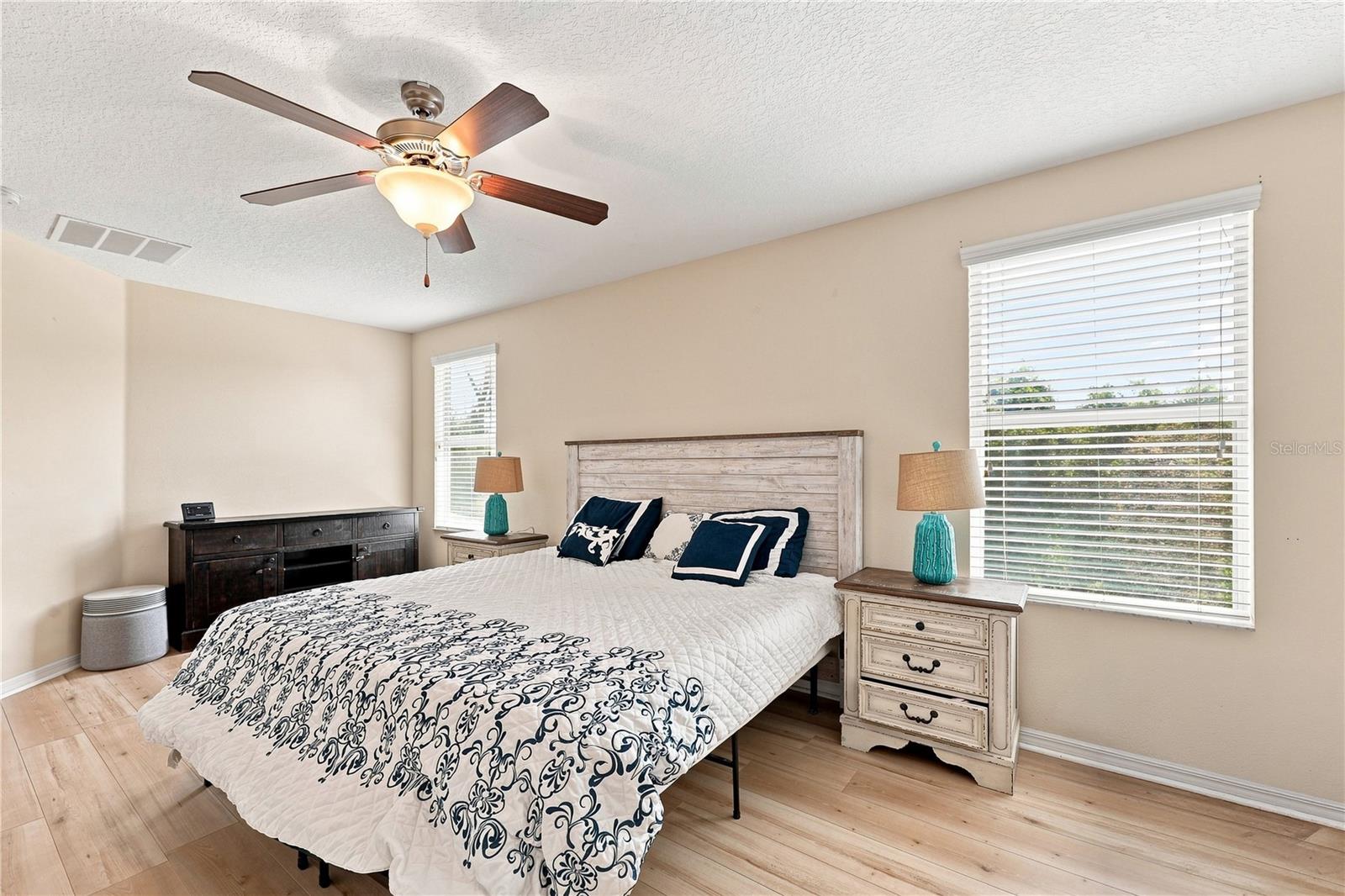 16613 MYRTLE SAND DR