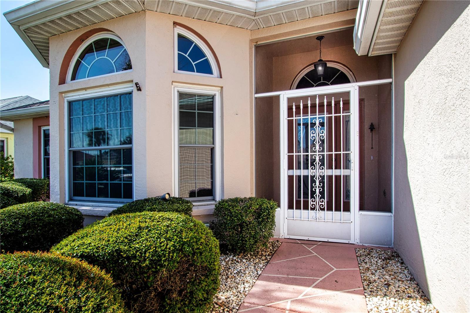 2424 E DEL WEBB BLVD