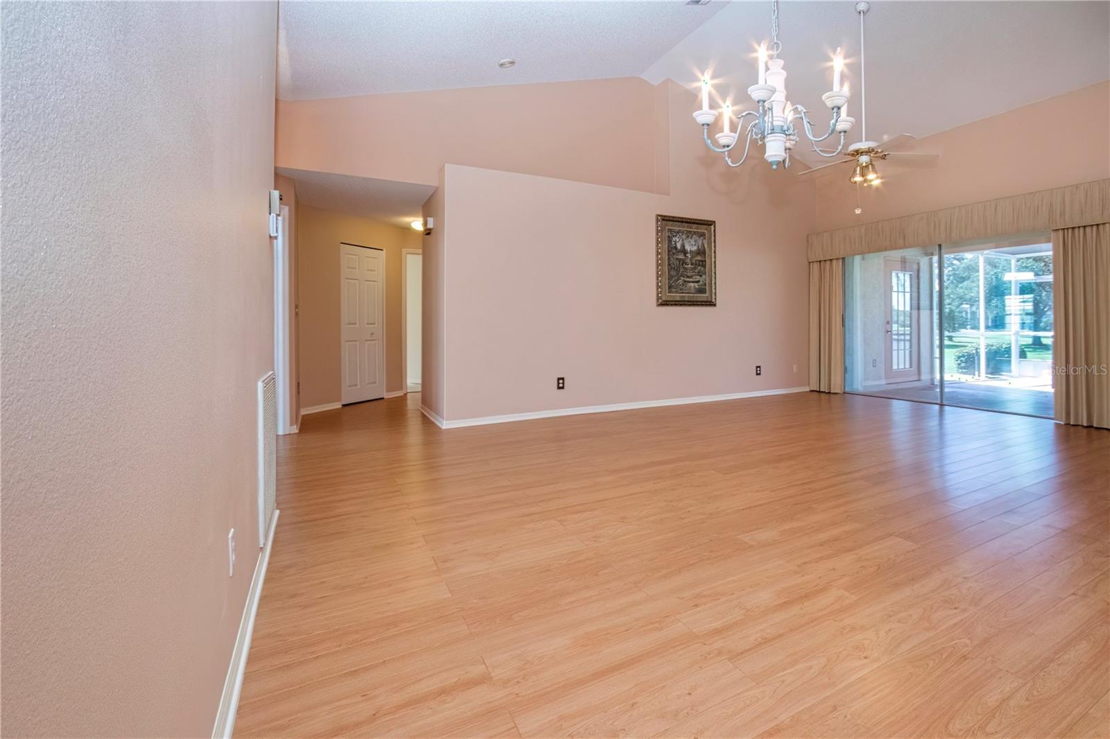 2424 E DEL WEBB BLVD
