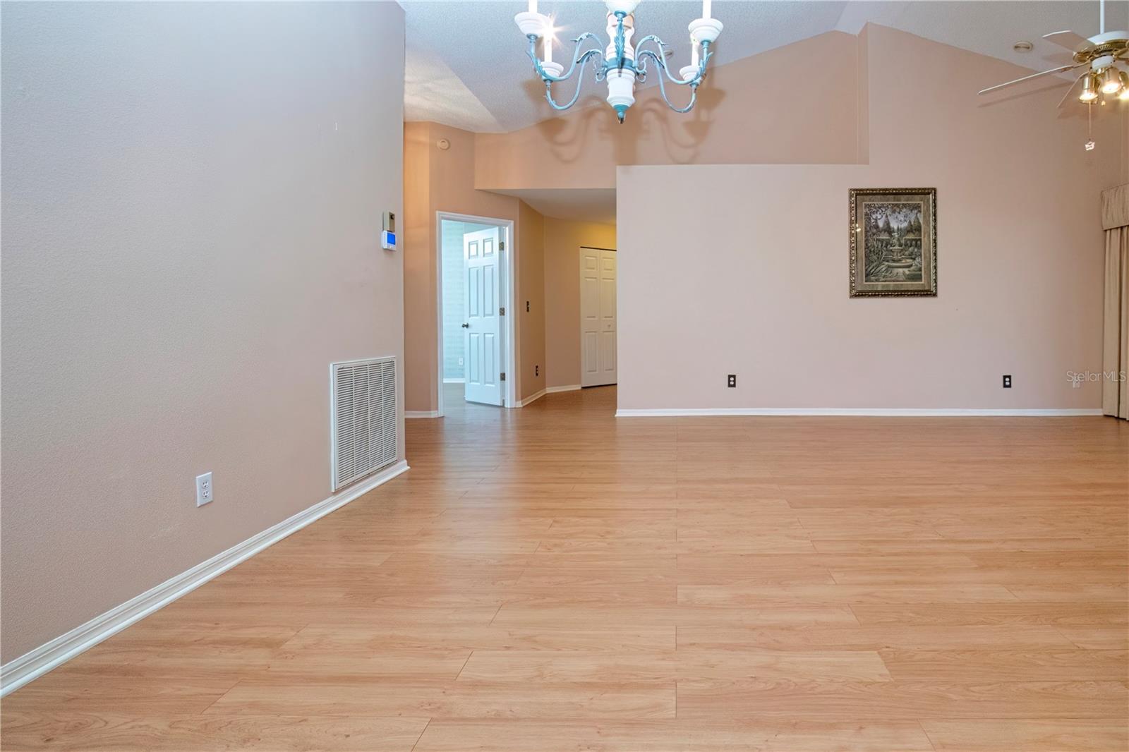 2424 E DEL WEBB BLVD