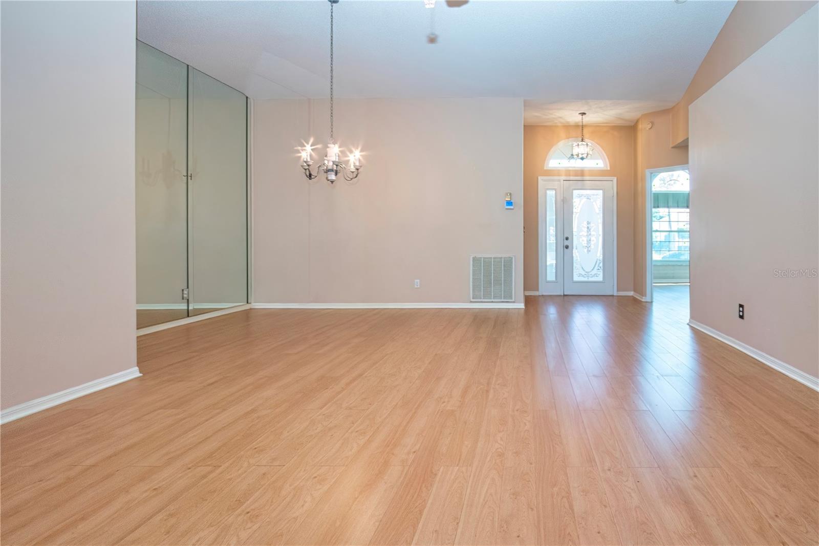 2424 E DEL WEBB BLVD