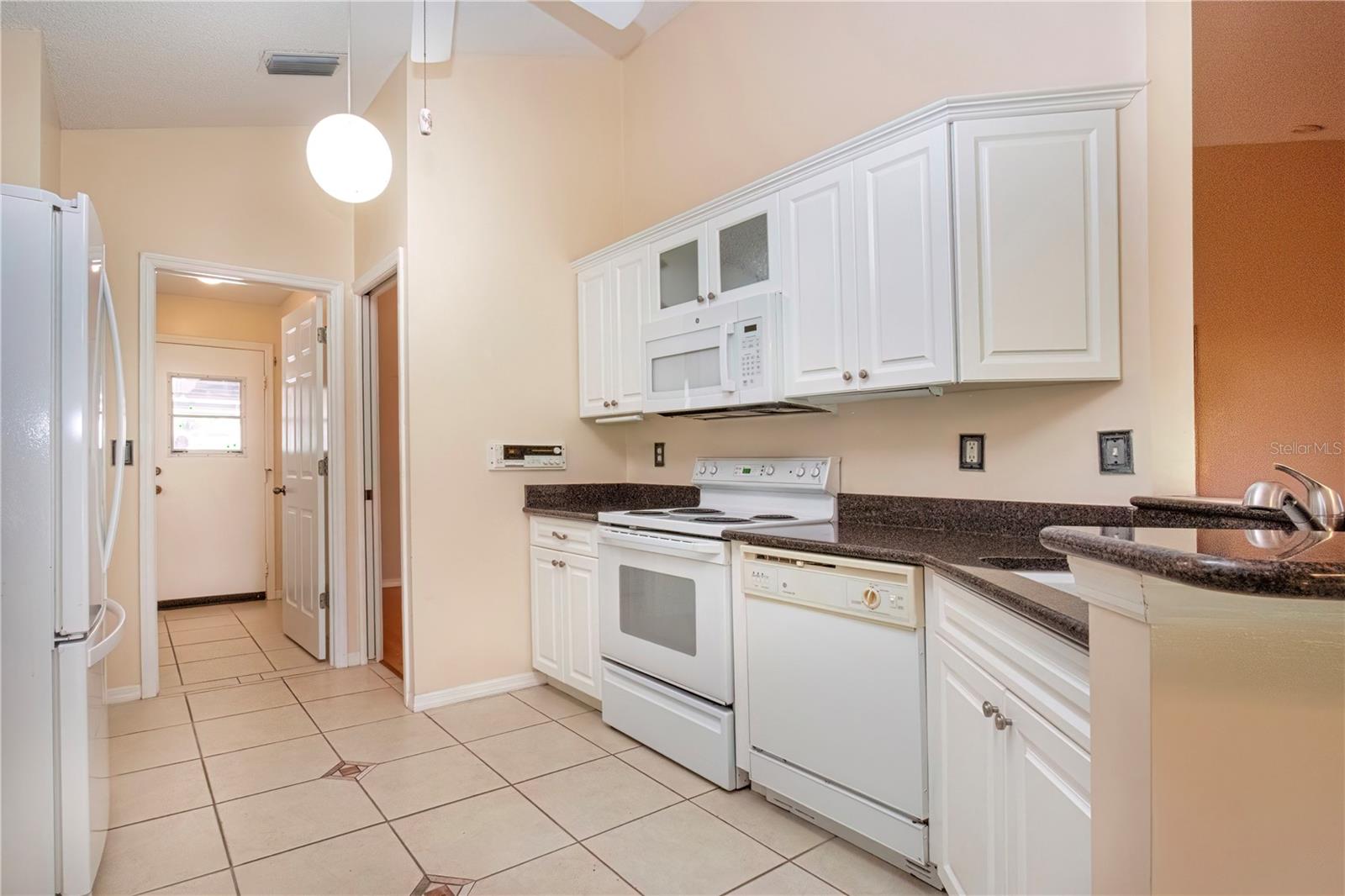 2424 E DEL WEBB BLVD