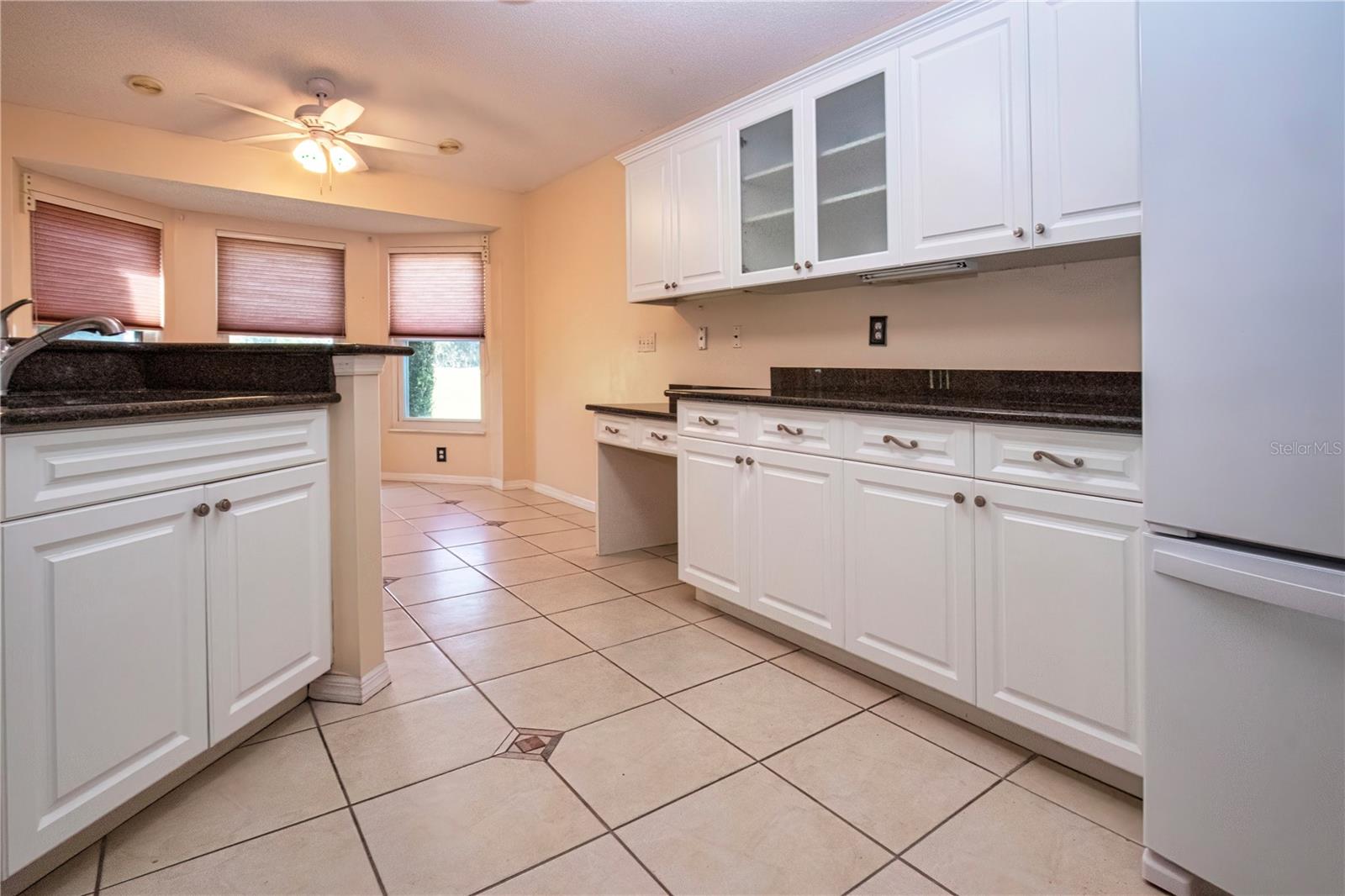 2424 E DEL WEBB BLVD