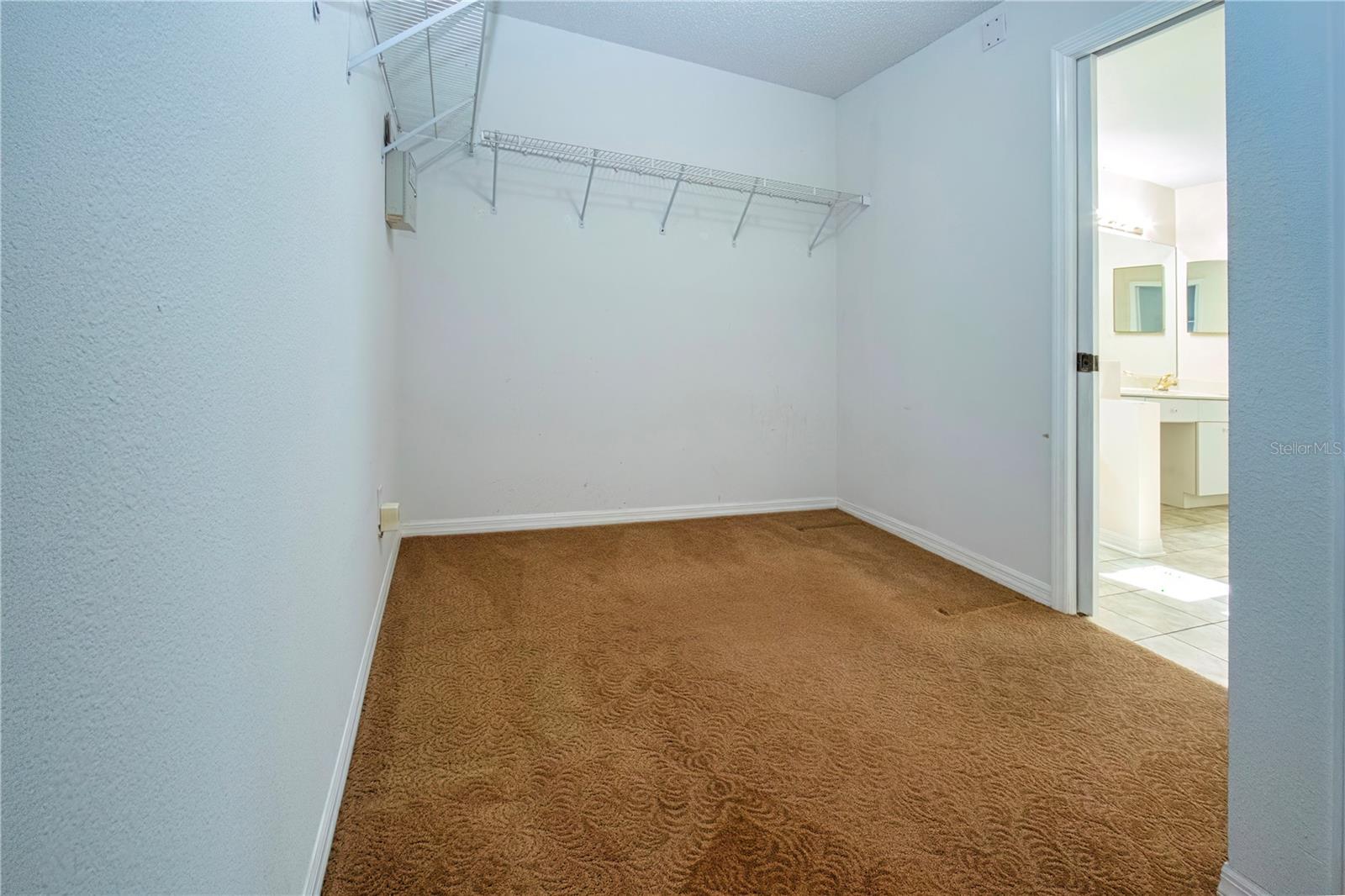 2424 E DEL WEBB BLVD