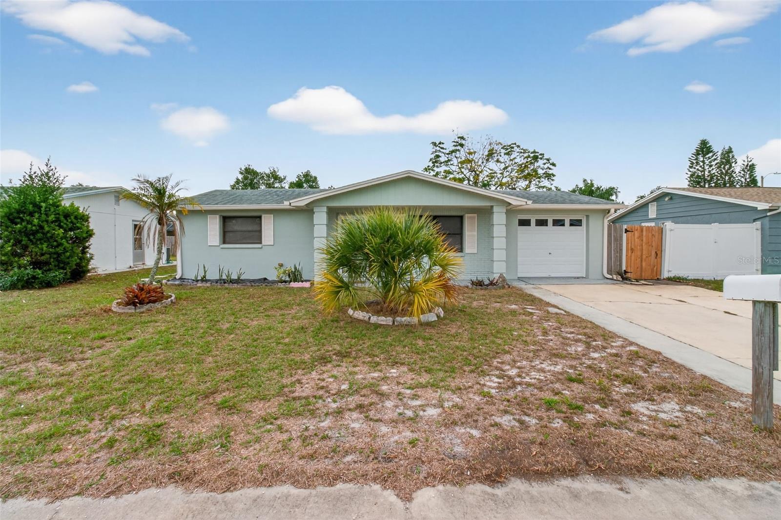 3214 Huntington Rd, Holiday