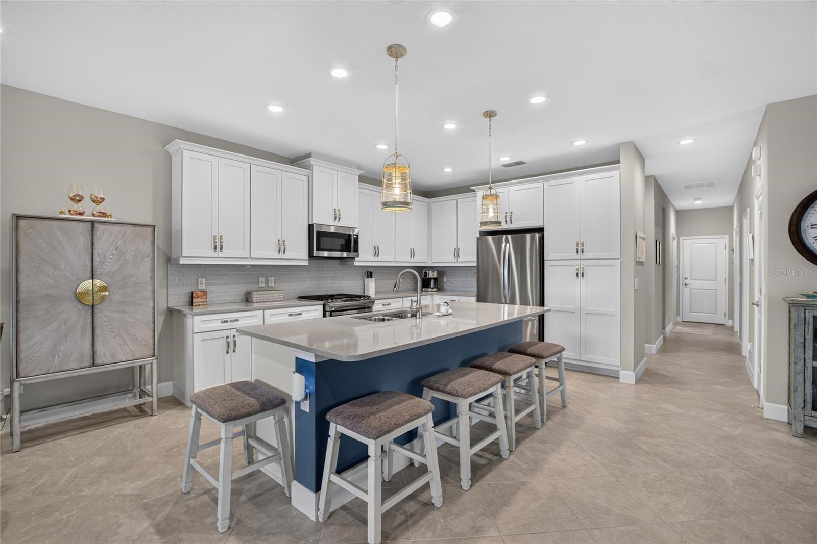 4740 AVILA LAKES DR