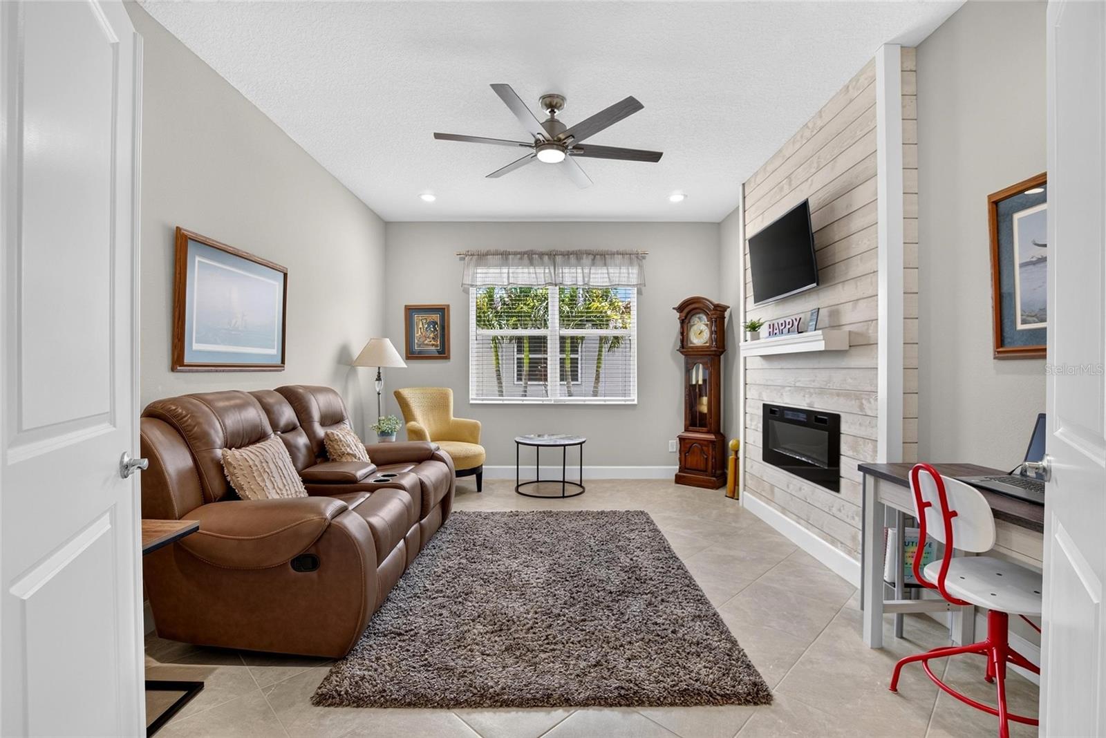 4740 AVILA LAKES DR