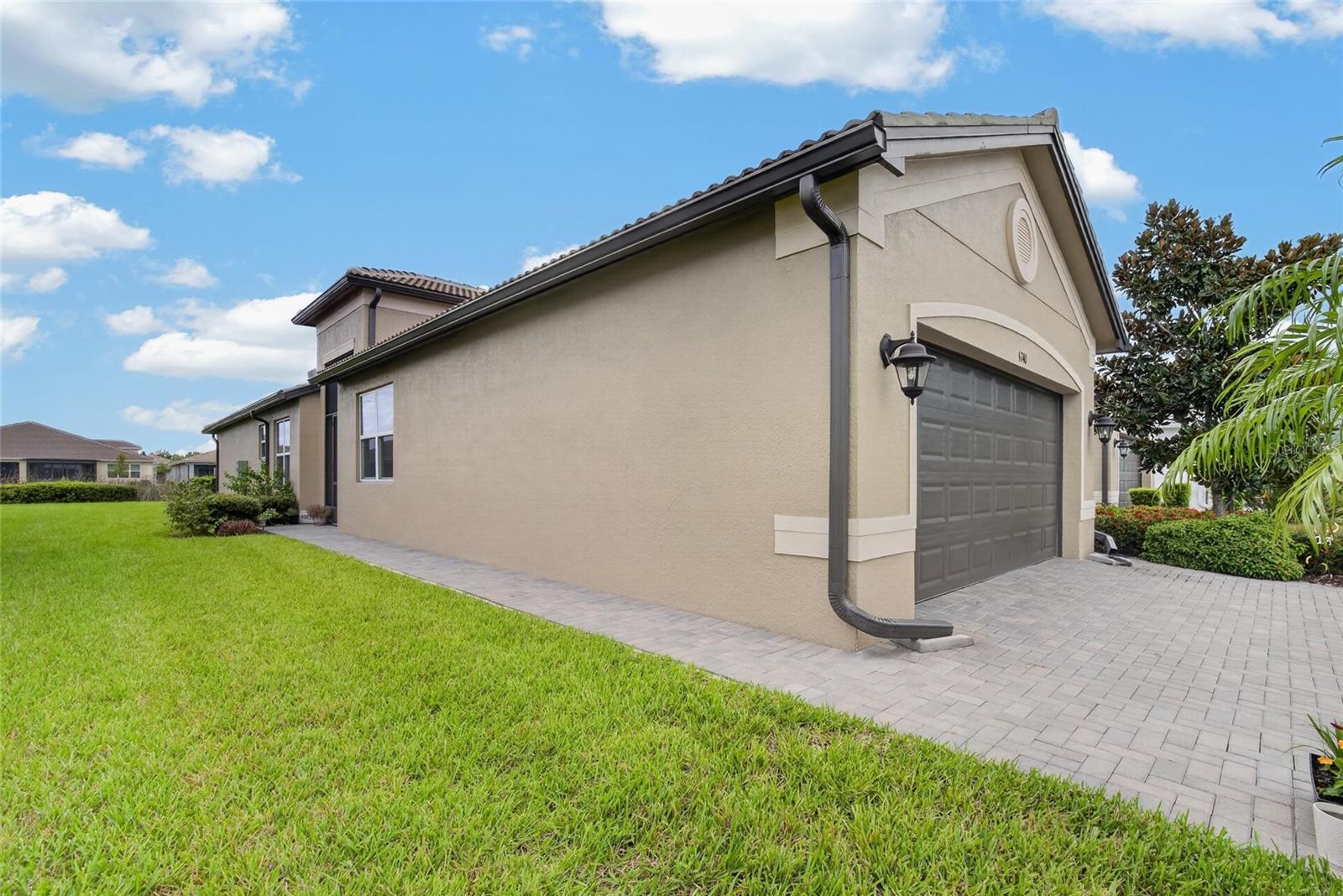 4740 AVILA LAKES DR
