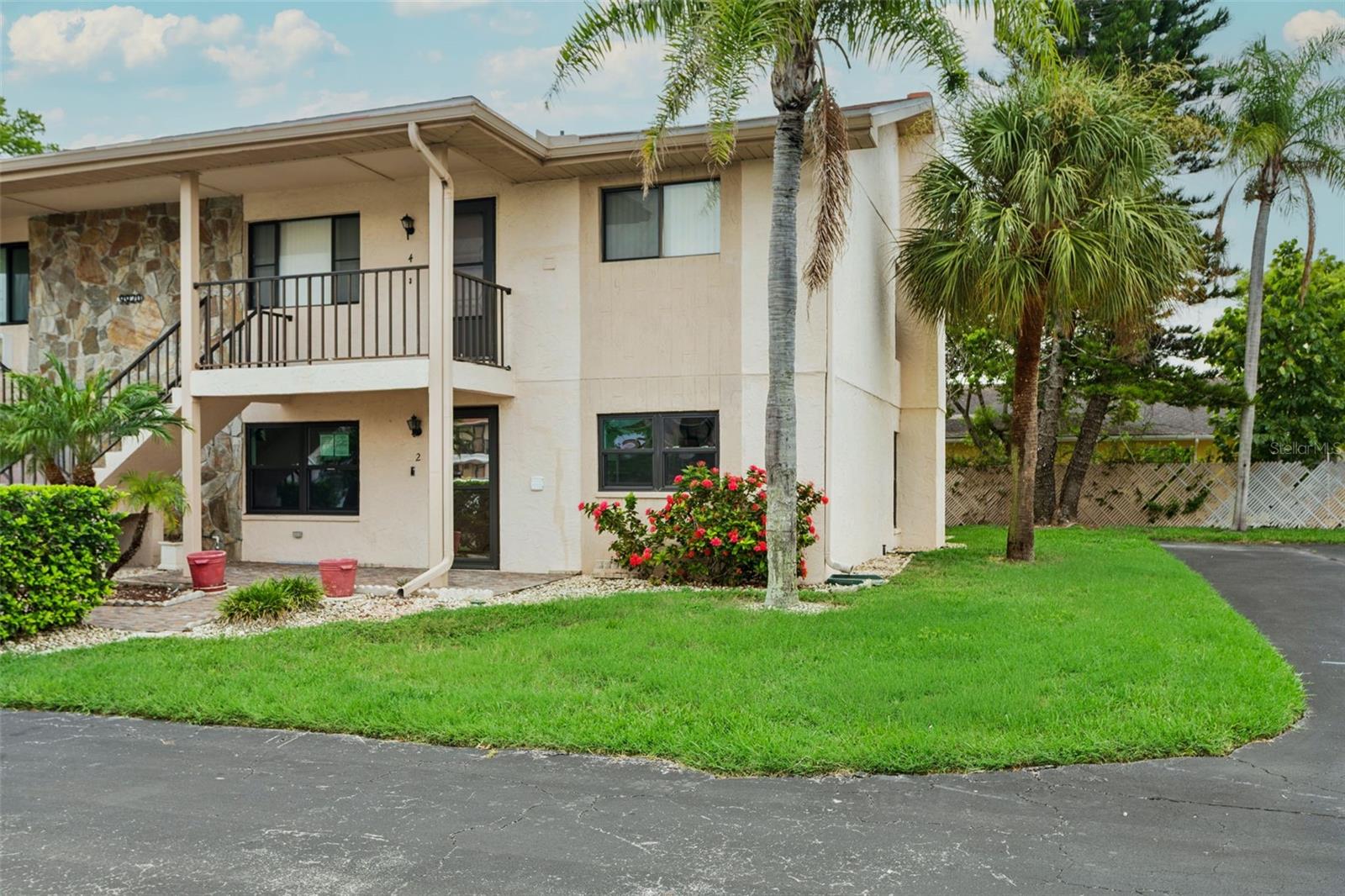 9920 Eagles Point Cir #2, Port Richey