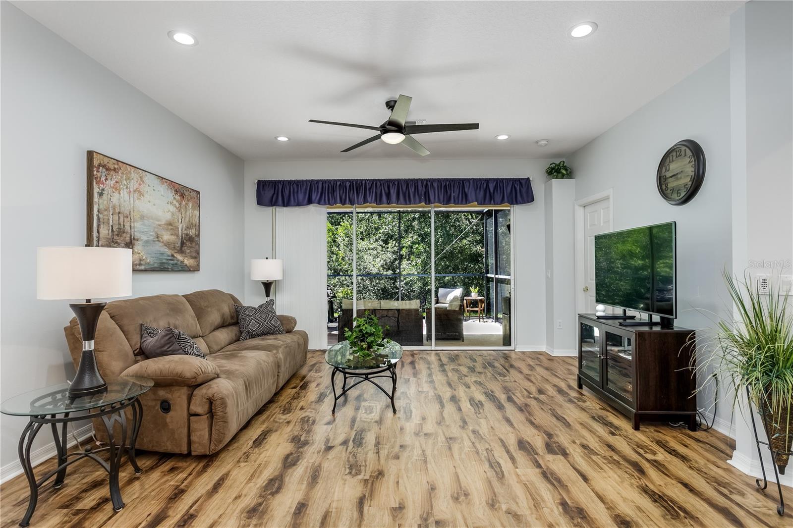 7235 CLEOPATRA DR