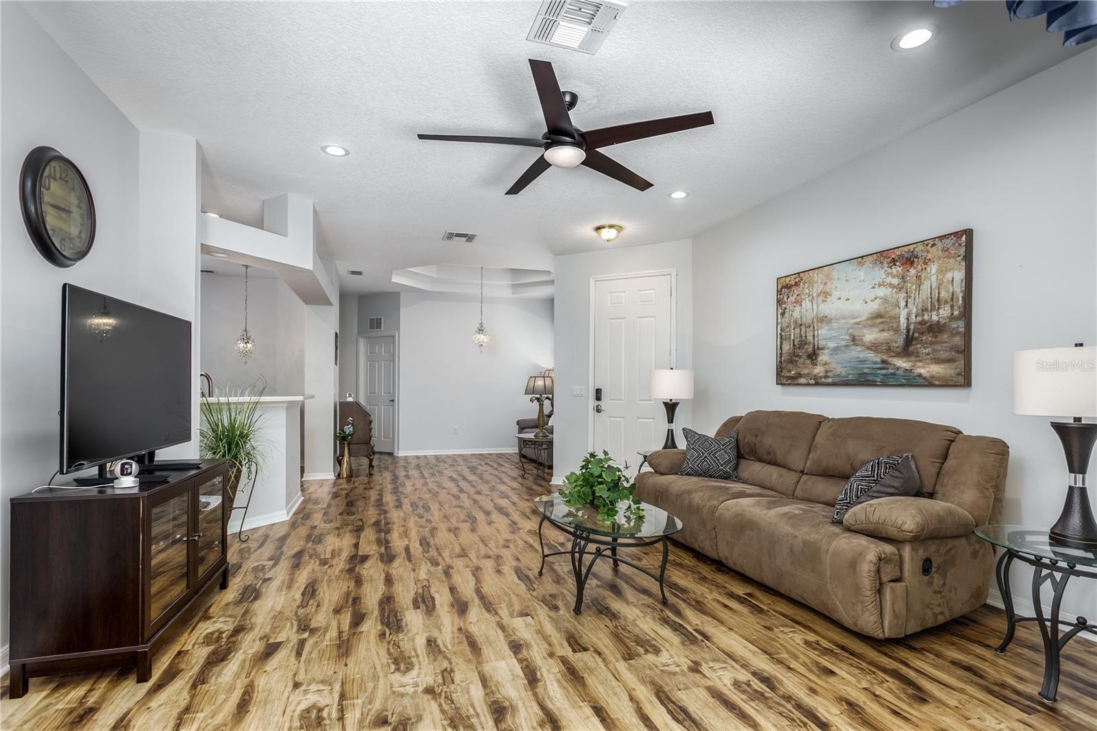 7235 CLEOPATRA DR