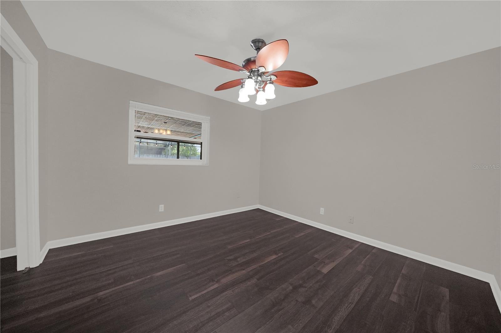 116 WINDY CIR