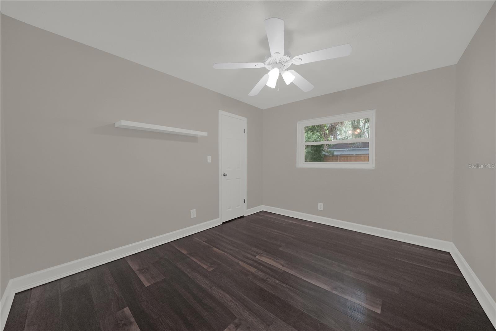 116 WINDY CIR
