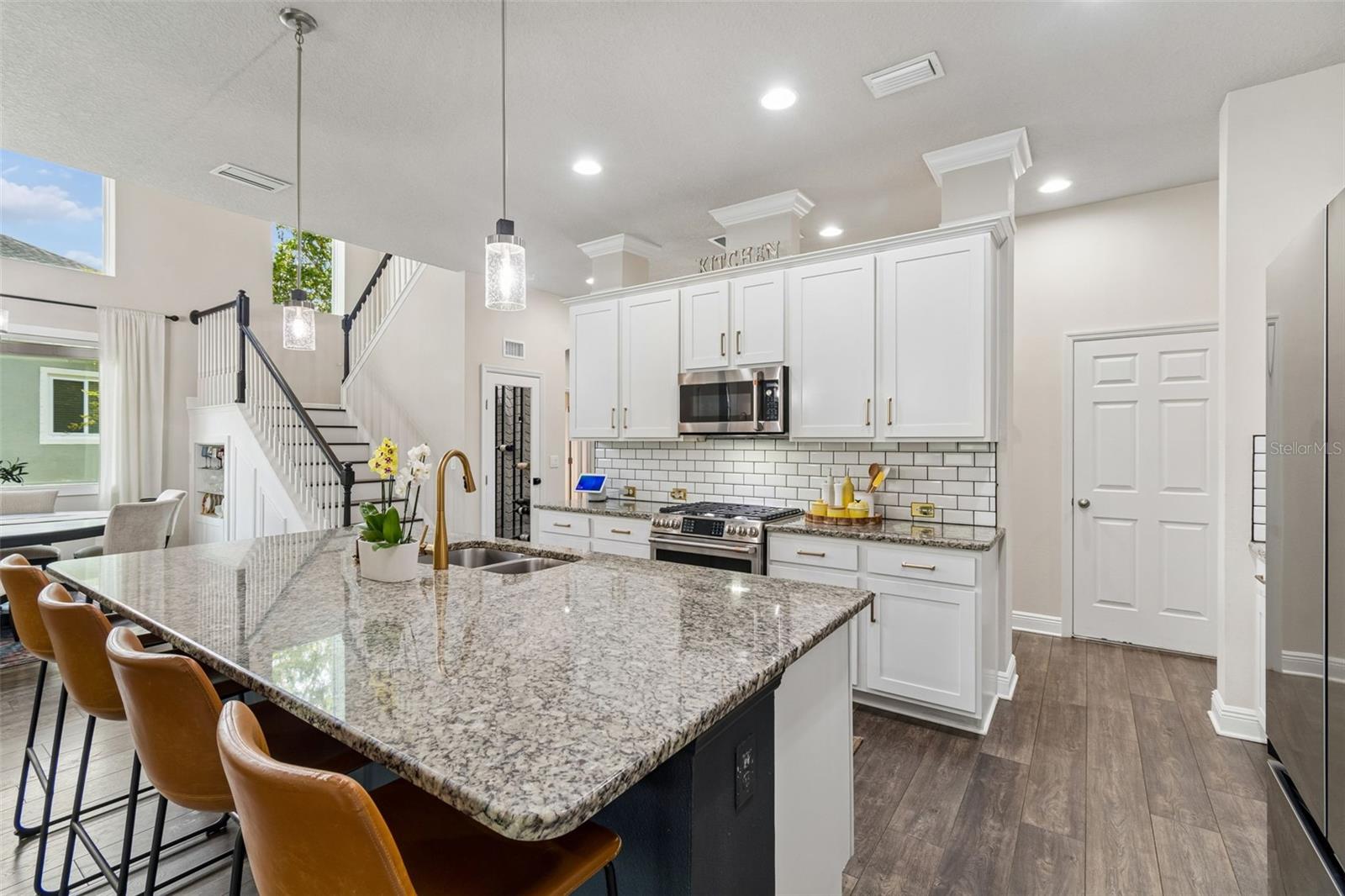 6323 HAVENSPORT DR