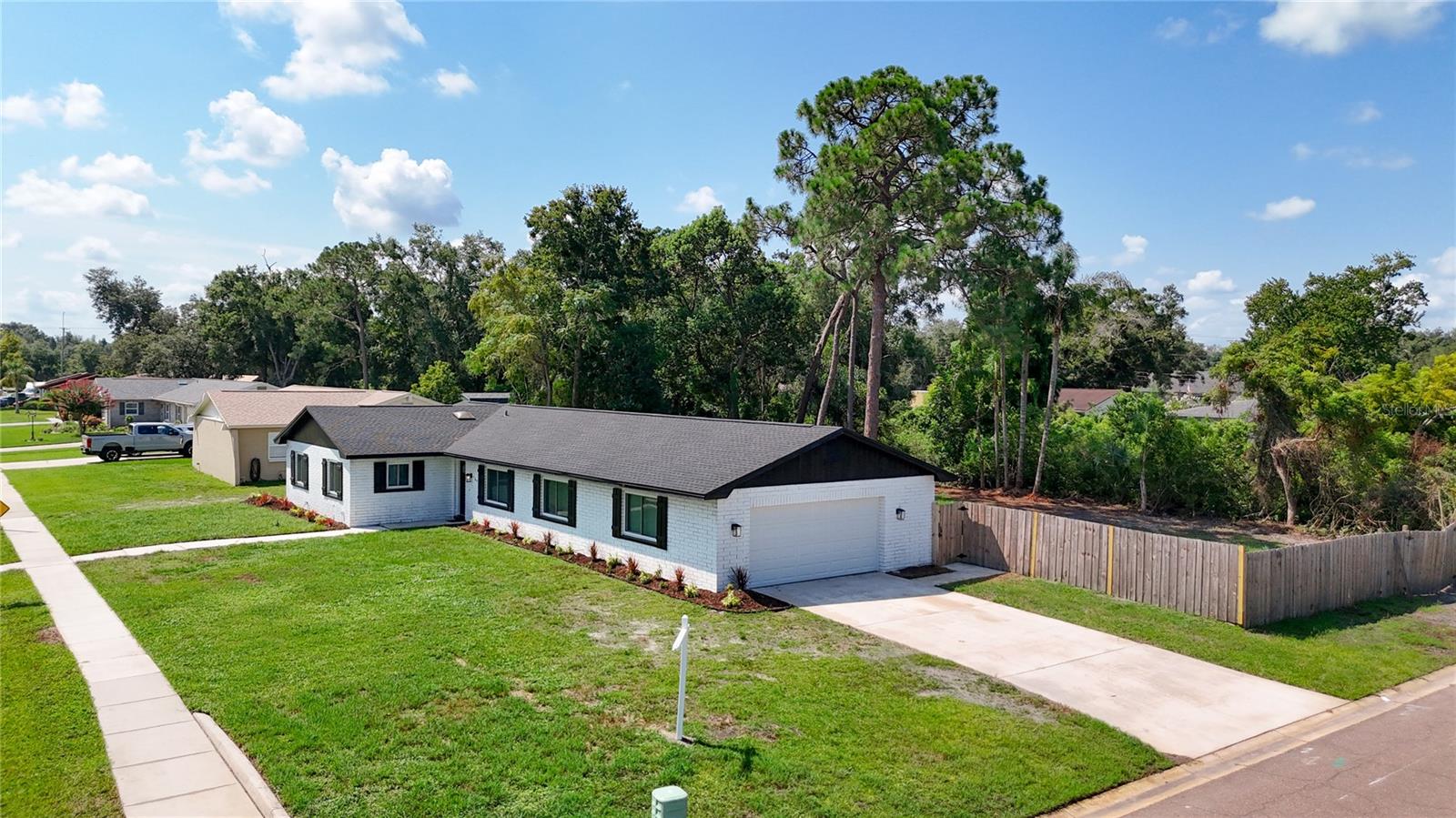 264 VAN GOGH CIR