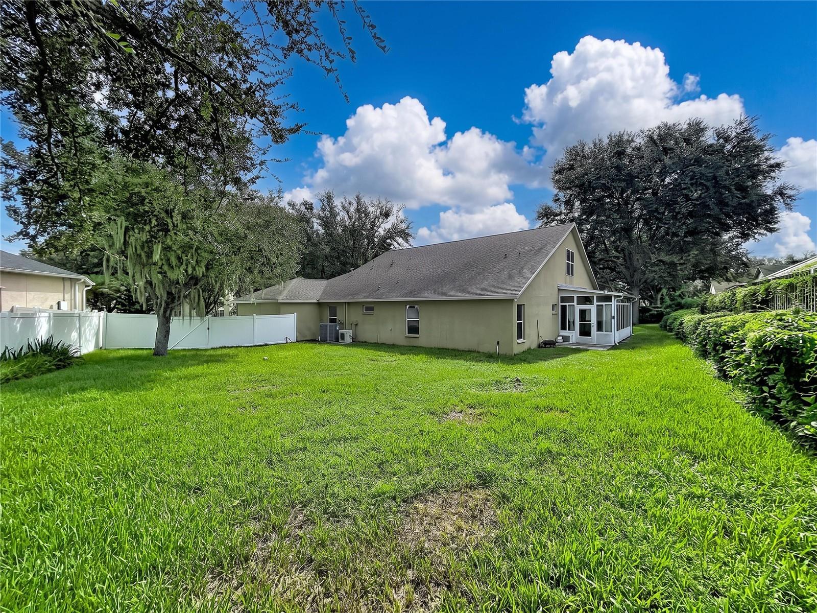 1124 SPLIT SILK ST