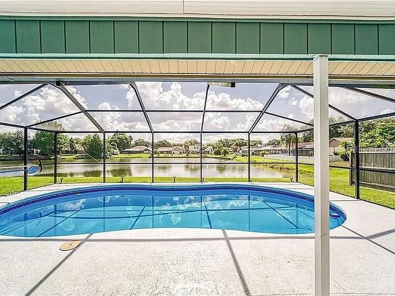 4314 Ellenville Pl, Valrico