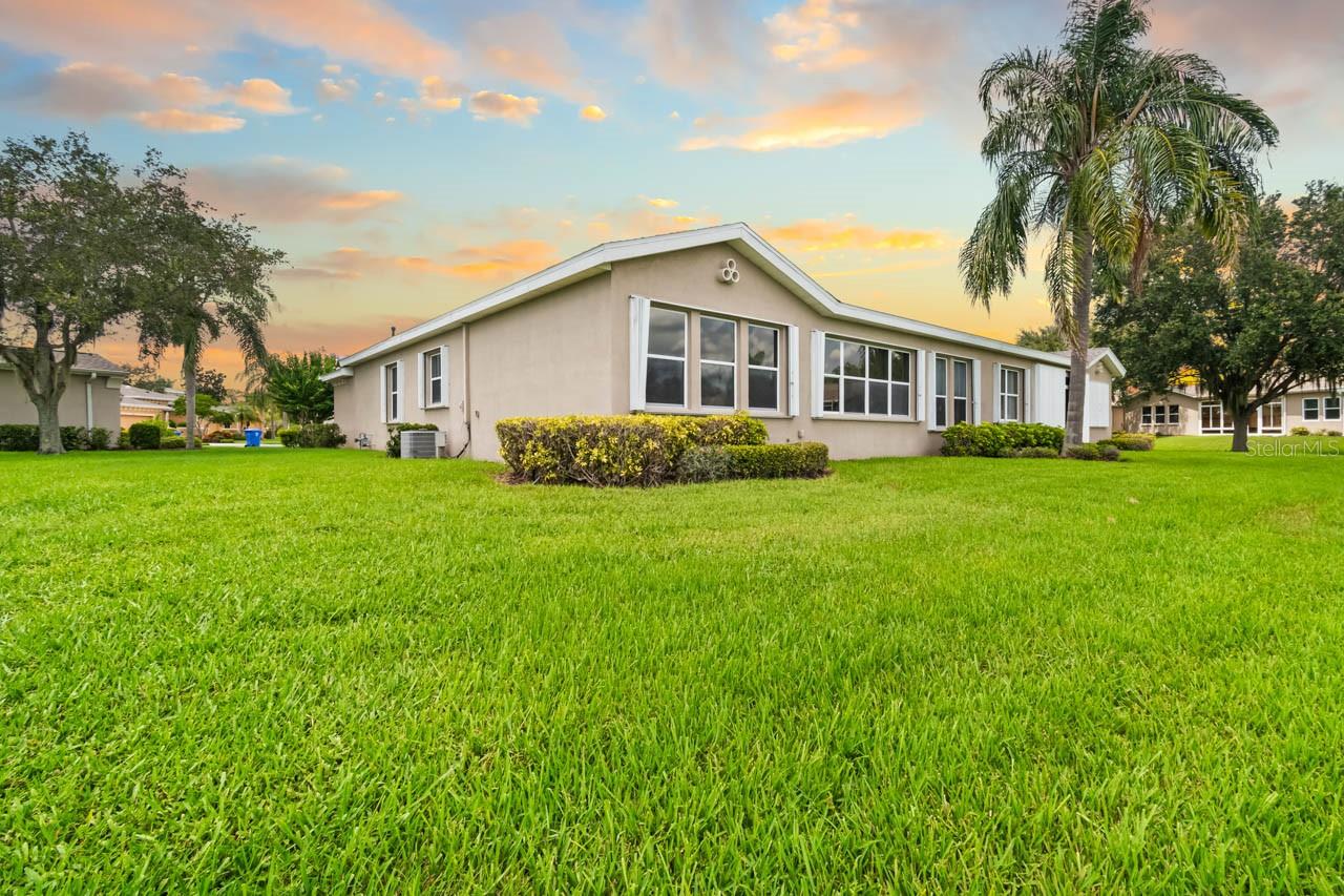 1015 CHELSEA GREENS CT #40