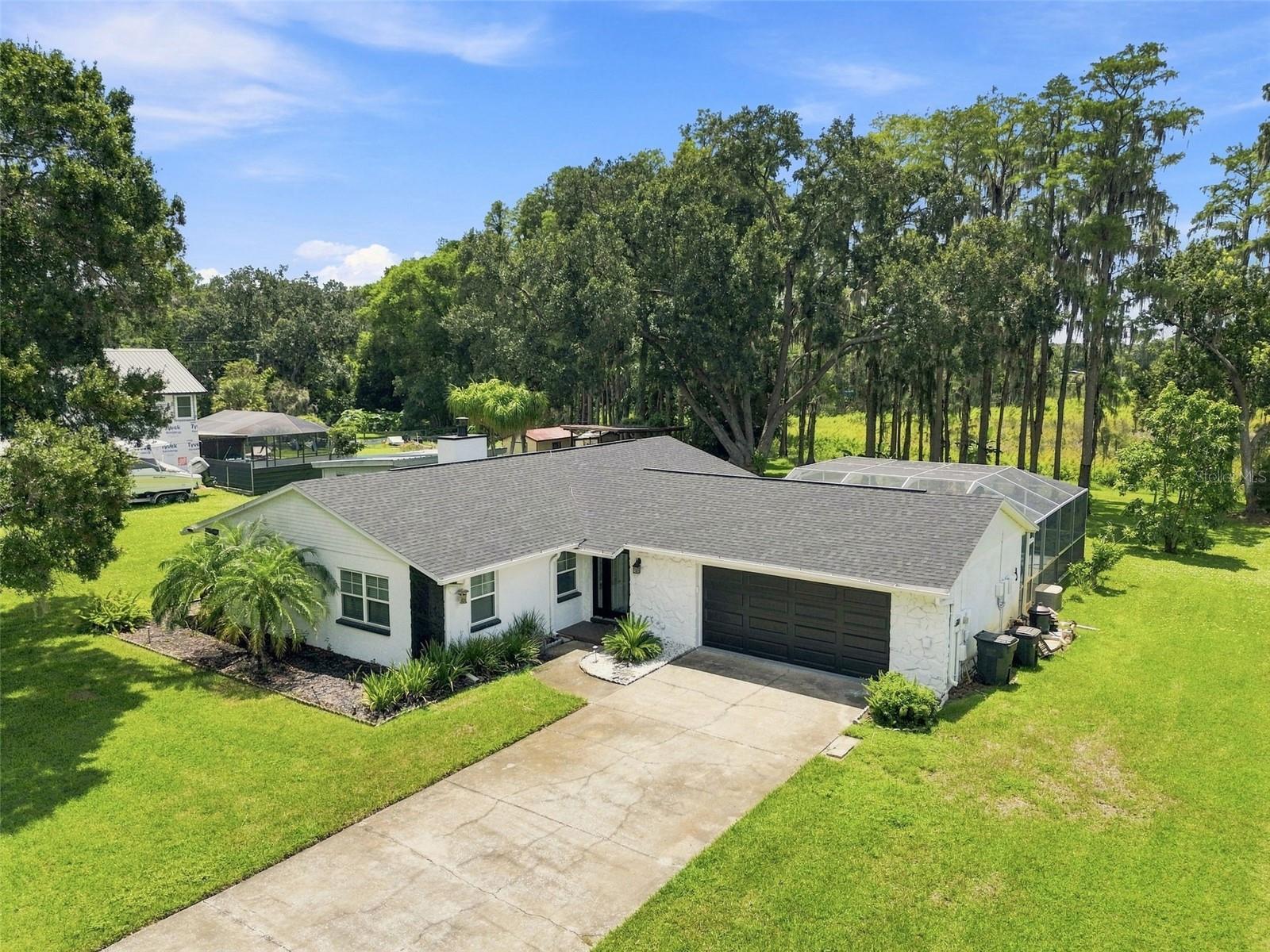 210 Lake Hobbs Rd, Lutz