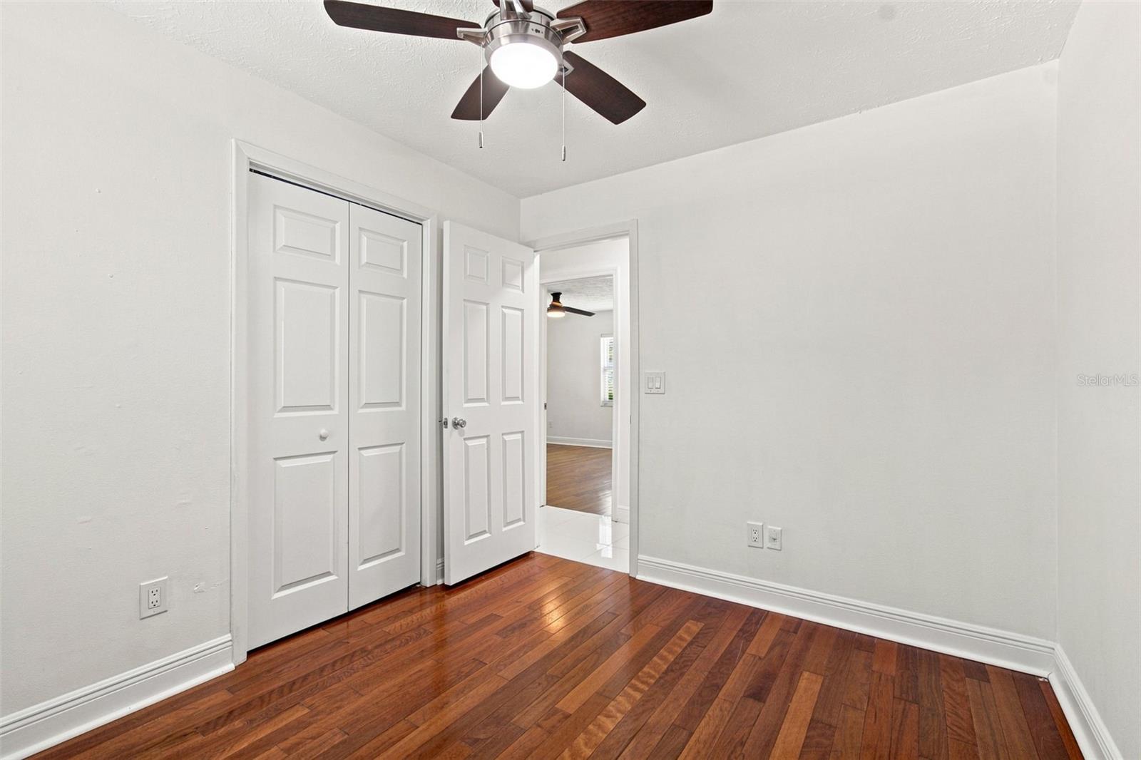 210 LAKE HOBBS RD